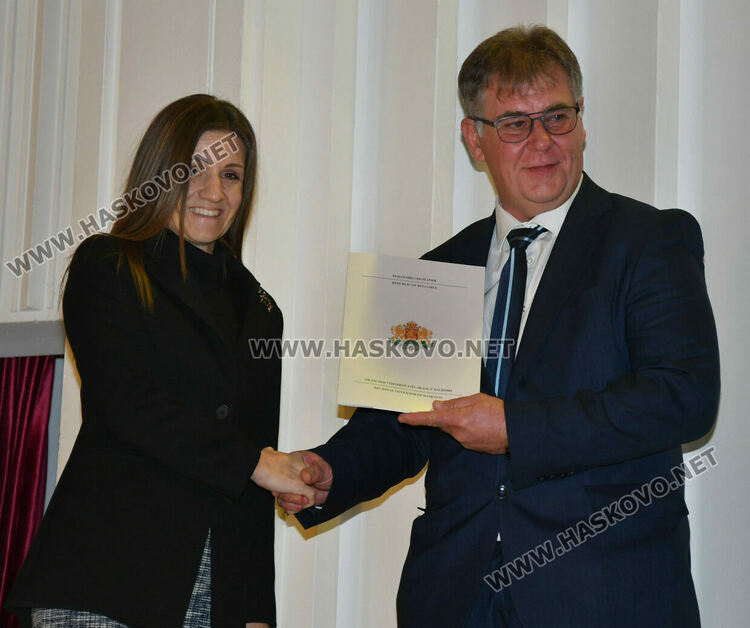 Бившият Икономически техникум (ФСГ) празнува 75 г. от създаването си