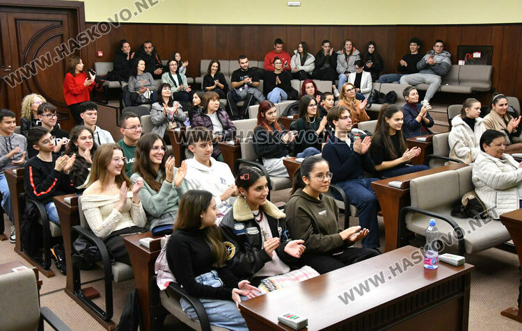 Прожектираха премиерно филма „Ти можеш“ в Хасково