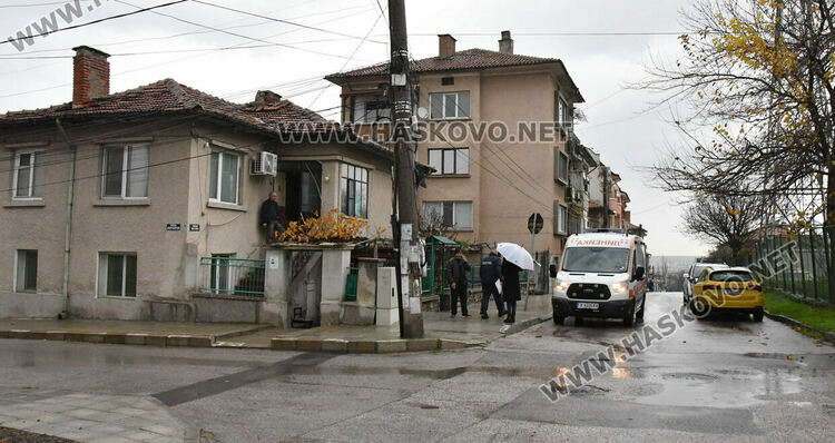 Двама 85-годишни се сбиха заради тротоар в Хасково
