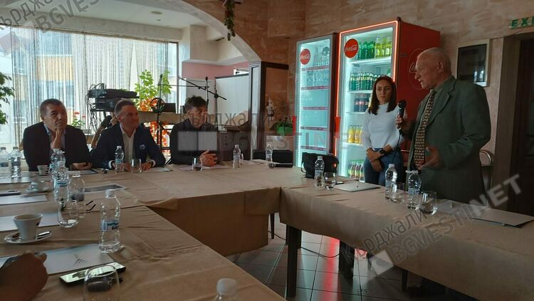 Туристическо дружество „Перперикон 2025“бе учредено в Кърджали,за председател бе избран Фахри Идриз