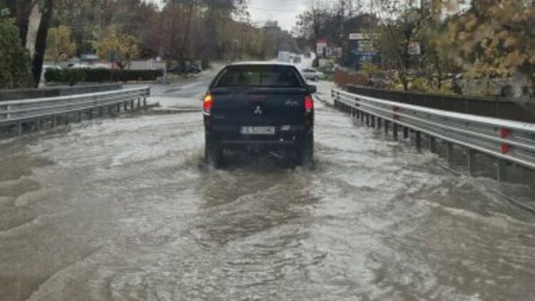 Потоп в Югозападна България: Сандански и Петрич обявиха бедствено положение 