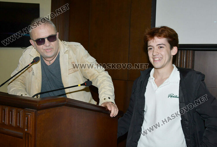 Прожектираха премиерно филма „Ти можеш“ в Хасково