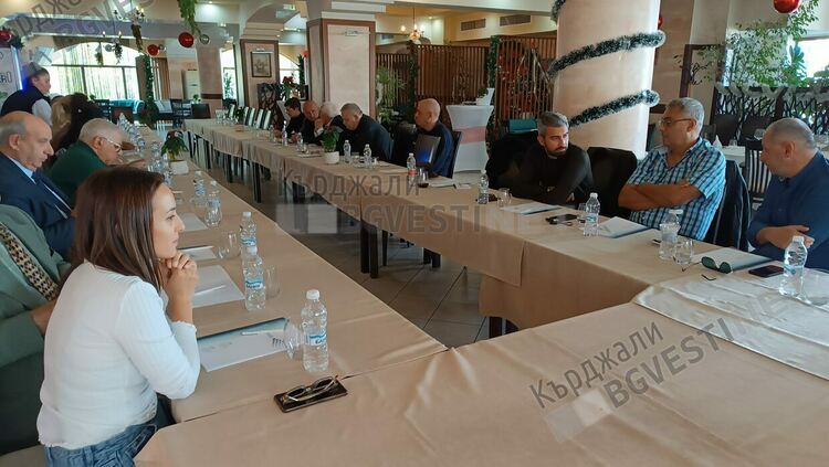 Туристическо дружество „Перперикон 2025“бе учредено в Кърджали,за председател бе избран Фахри Идриз