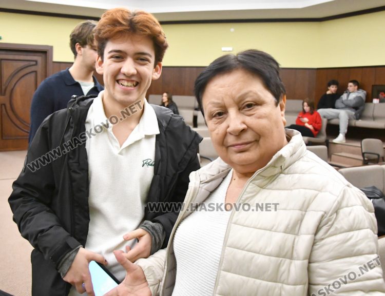 Прожектираха премиерно филма „Ти можеш“ в Хасково