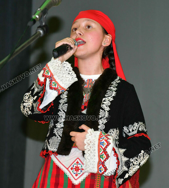 Бившият Икономически техникум (ФСГ) празнува 75 г. от създаването си