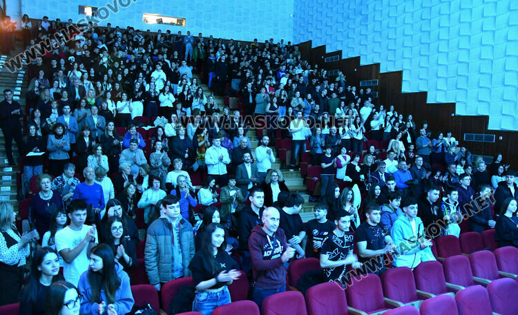 Бившият Икономически техникум (ФСГ) празнува 75 г. от създаването си