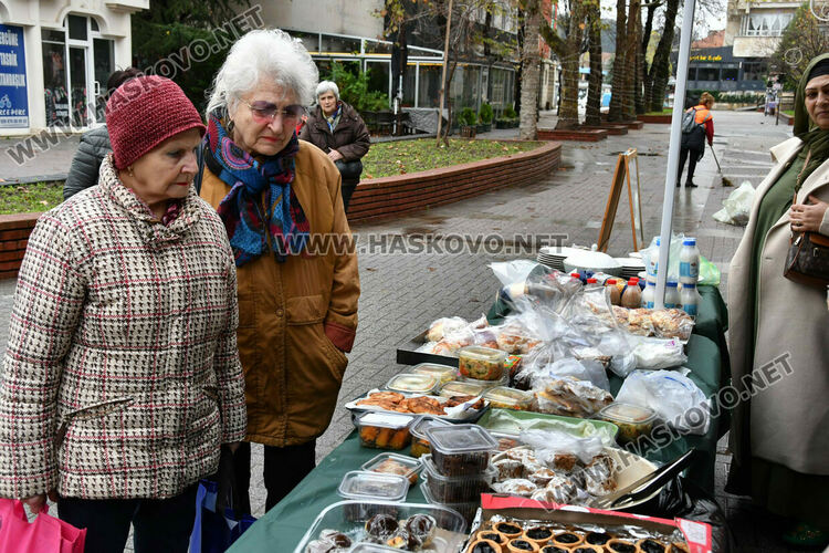 От районното мюфтийство провеждат базар в подкрепа на сираци