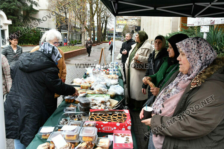 От районното мюфтийство провеждат базар в подкрепа на сираци