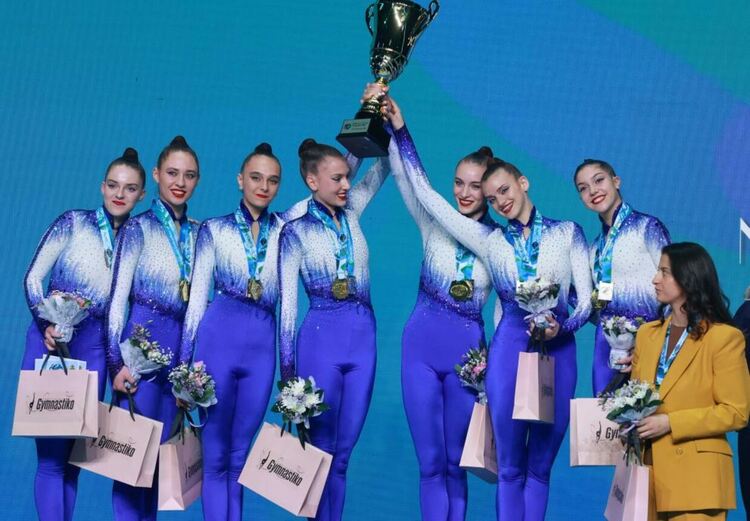 Златни момичета: България е световен шампион по естетическа групова гимнастика