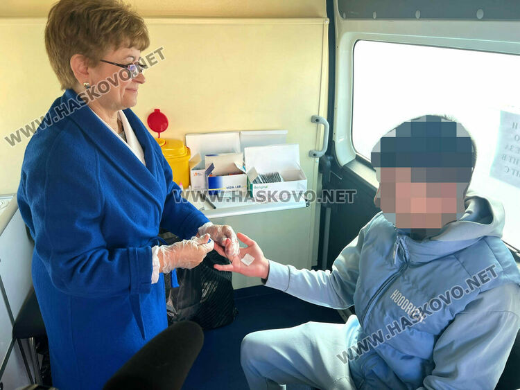 15 се изследваха безплатно и анонимно за СПИН в Хасково 