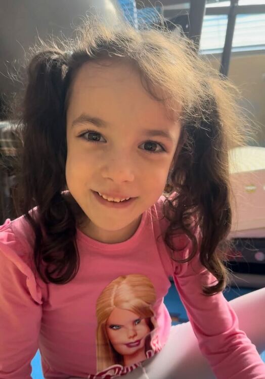 Община Смолян представи календара си за 2026 г., посветен на каузата в подкрепа на Стефани и Михаил 