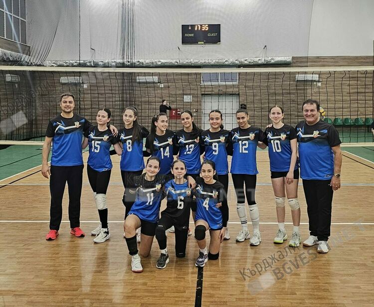 Младите ни надежди във волейбола се борят в сериозна конкуренция