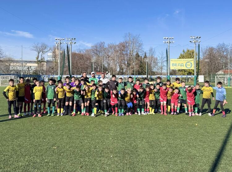 Юношите на Георги Чакъров зимуват еднолично на първо място след победа в Асеновград