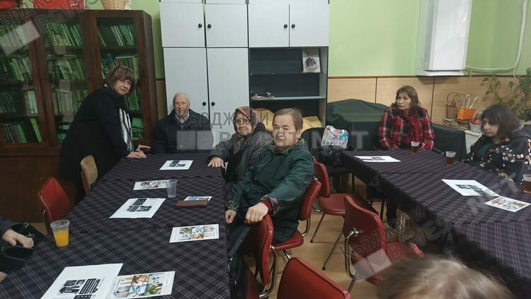 В Деня на хората с увреждания в Кърджали предупреждават за измами при въвеждане на еврото/снимки/