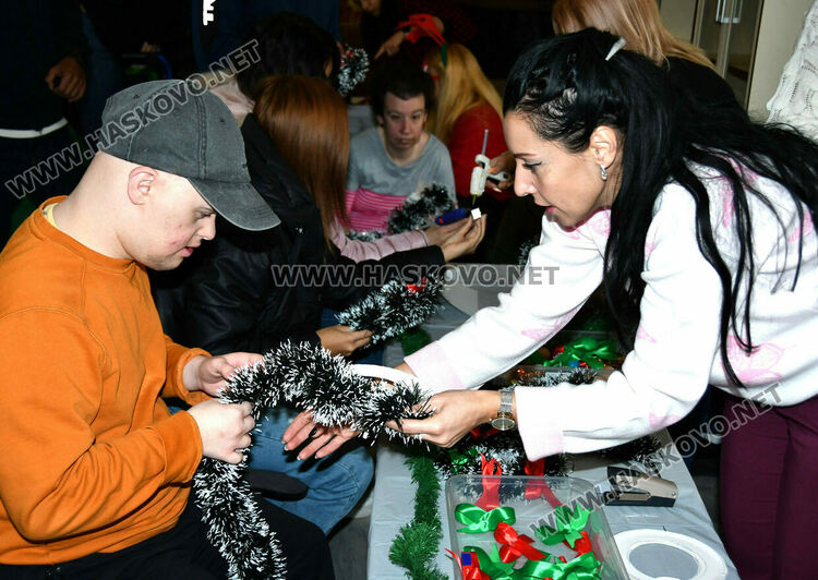 С парти изненада за децата и концерт за възрастни отбелязват 3 декември – Международен ден на хората с увреждания 