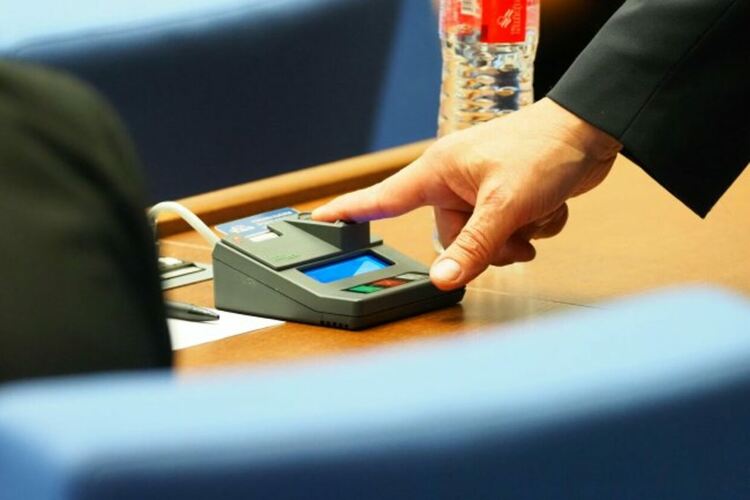 Народното събрание прие единодушно оттеглянето на Бюджет 2026