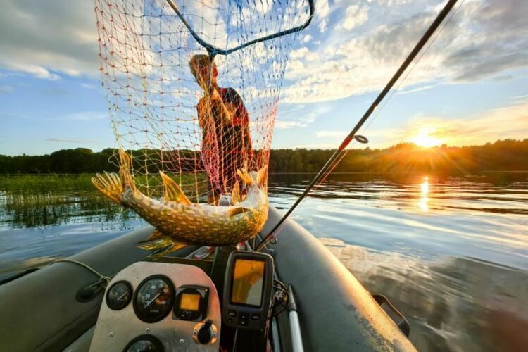 Риболовният билет става 50 лева.