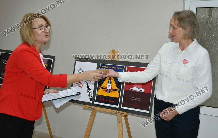 Учениците от ПГТ  се запознаха с първата помощ, безопасността на движение и превенцията на ПТП 