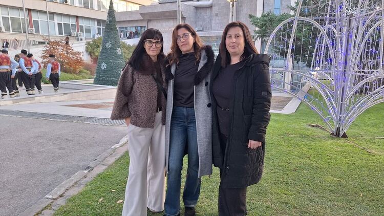 Трима студенти от филиала на ВСУ „Черноризец Храбър“ в Смолян получиха отличия във Варна