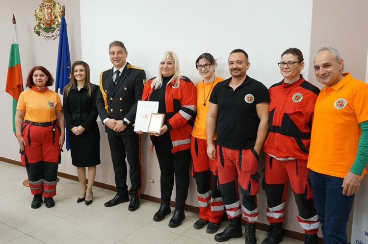 Отличиха доброволци от областта