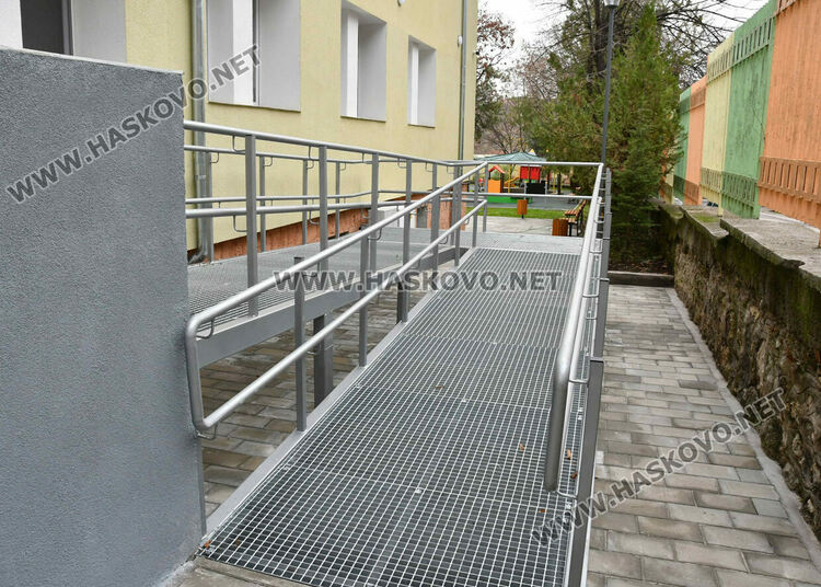 Откриха официално обновената и модернизирана ДГ „Зорница“ в Хасково