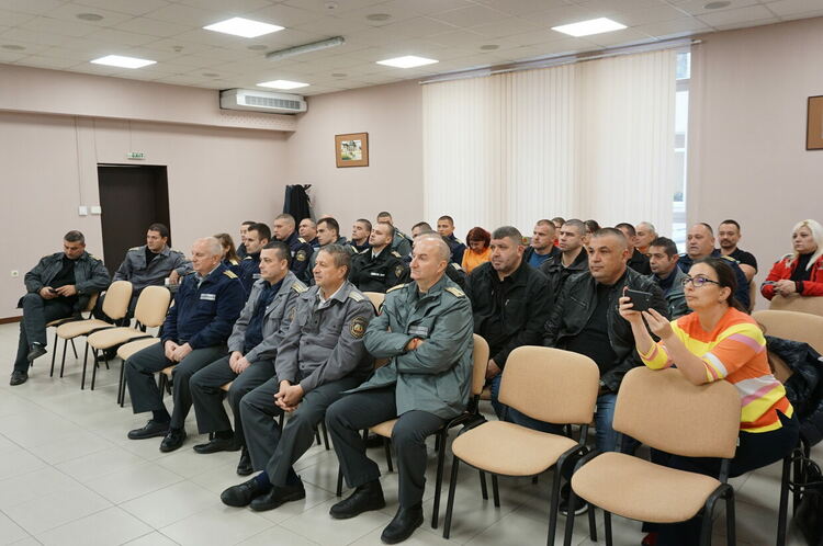 Отличиха доброволци от областта