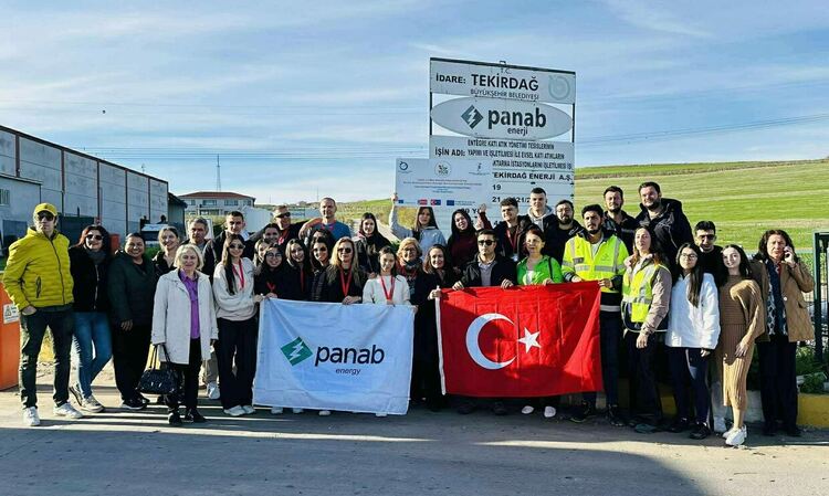 Славейковци с нови знания и впечатления от петдневна визита в Турция по проект YECO