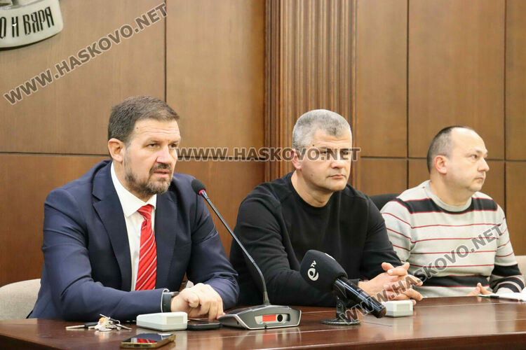 Обсъдиха публично план-сметката за разходите от такса битови отпадъци 