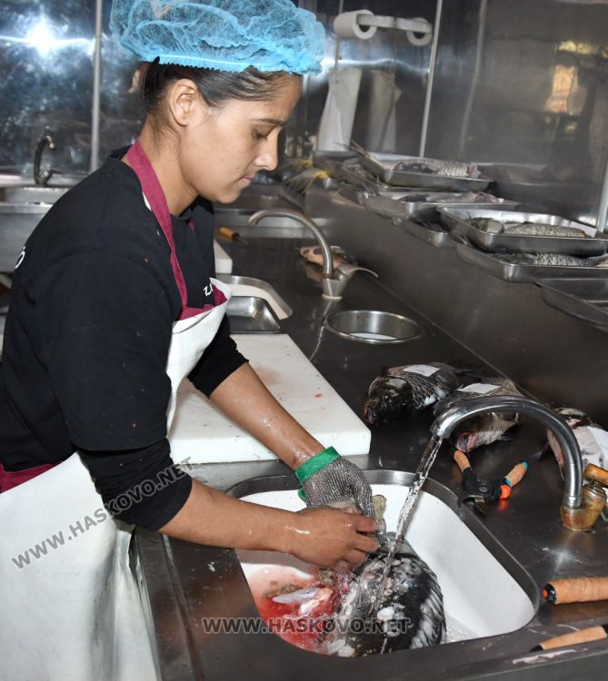 Шаранът в Хасково е около лев по-скъп от миналата година ден преди Никулден