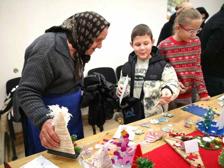 В с. Мандра стартираха кампания за ремонт на църквата „Света Неделя“