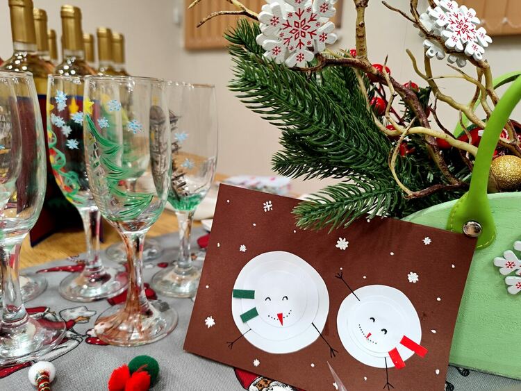 В с. Мандра стартираха кампания за ремонт на църквата „Света Неделя“