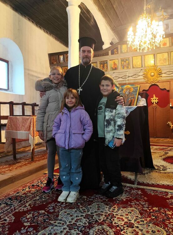 В с. Мандра стартираха кампания за ремонт на църквата „Света Неделя“