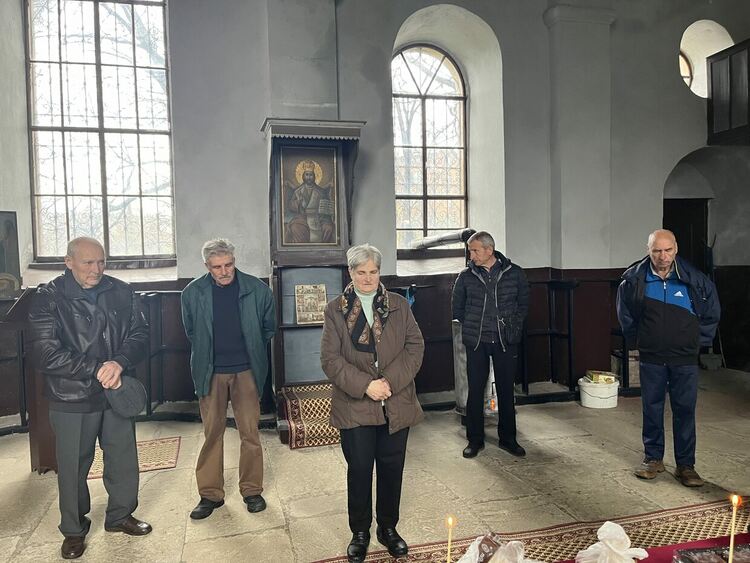 Почетоха Свети Николай в село Сърница