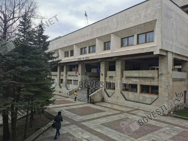 Коледен базар 2025 откриват в Областна администрация – Смолян