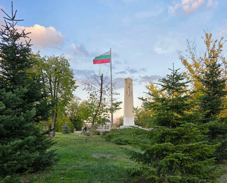 Седмицата започва с променлива облачност