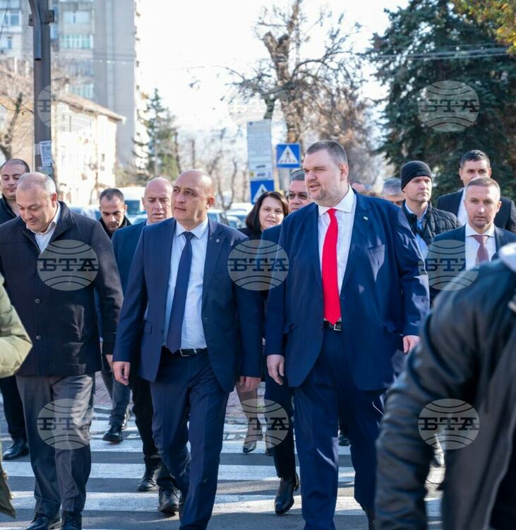 Делян Пеевски удари рамо на ДПС в Кърджали