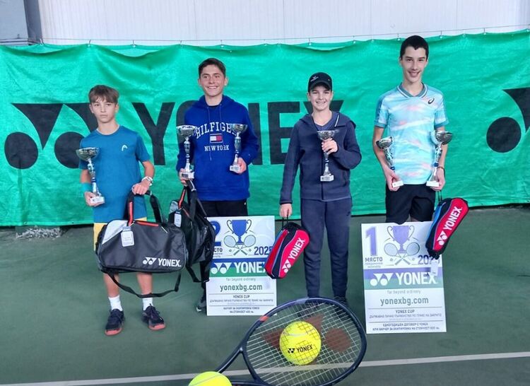 Емил Алексиев и Карла Бързакова триумфираха на шампионата по тенис в Хасково