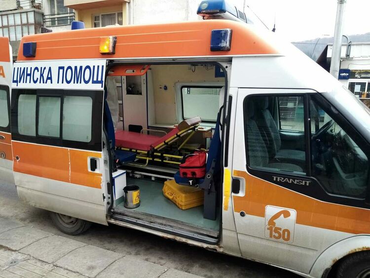 Възрастна пешеходка пострада при пътен инцидент 