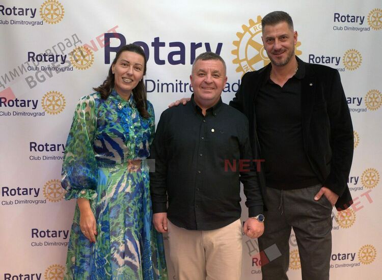 Ротари Димитровград организира успешно благотворително събитие в подкрепа на деца от 0 до 7 години със специални потребности