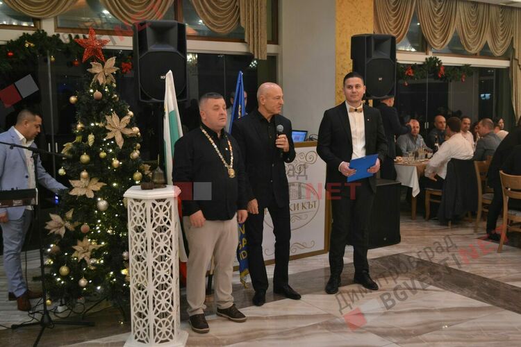 Ротари Димитровград организира успешно благотворително събитие в подкрепа на деца от 0 до 7 години със специални потребности