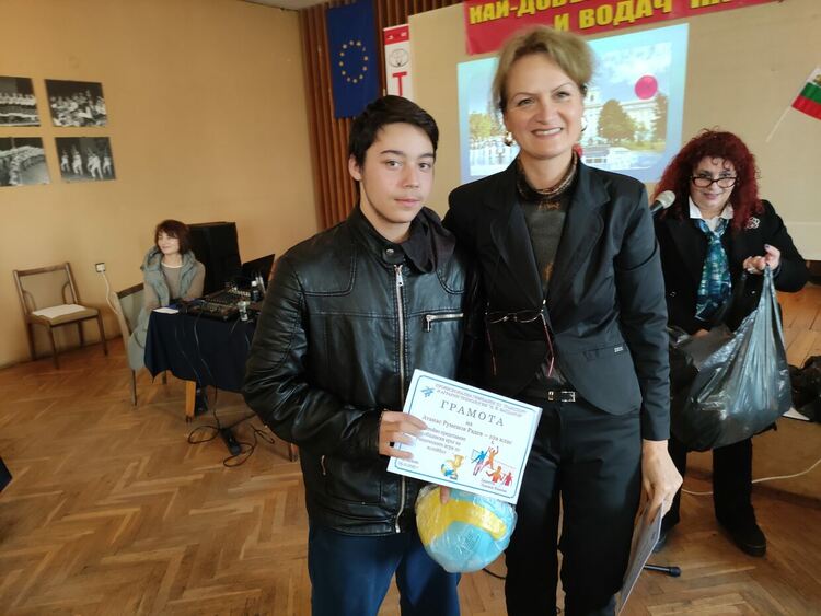 „Вапцарови дни“ в ПГТАТ „Н. Й. Вапцаров“