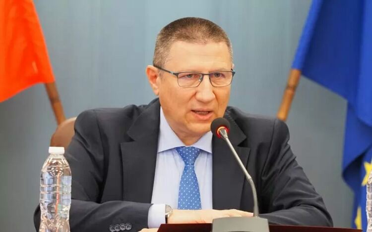 Съдът подпечата отказа на Талева да разследва Сарафов, че узурпира властта