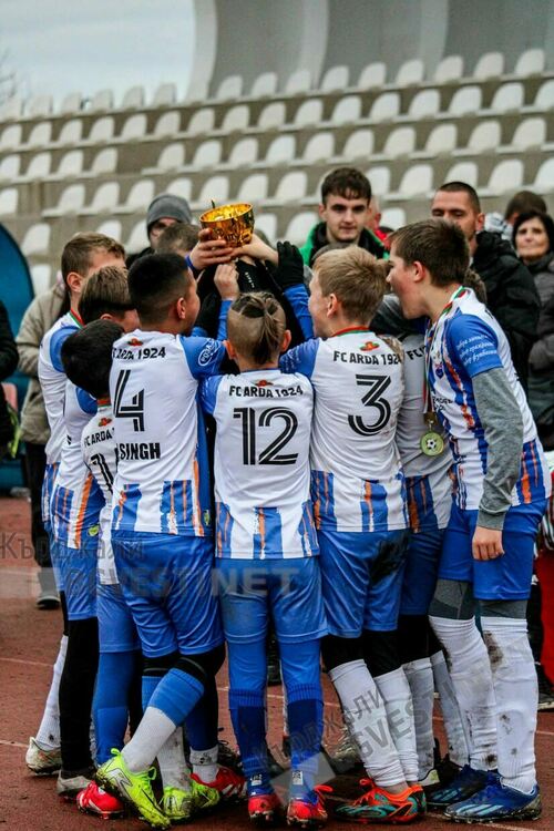 Сребро от Хисаря на LEADER CUP 2025 за децата на Футболна академия "Арда 1924"