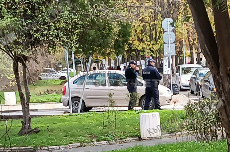 Политически сблъсък на ДПС и ПП-ДБ в Кърджали,полицията на крак