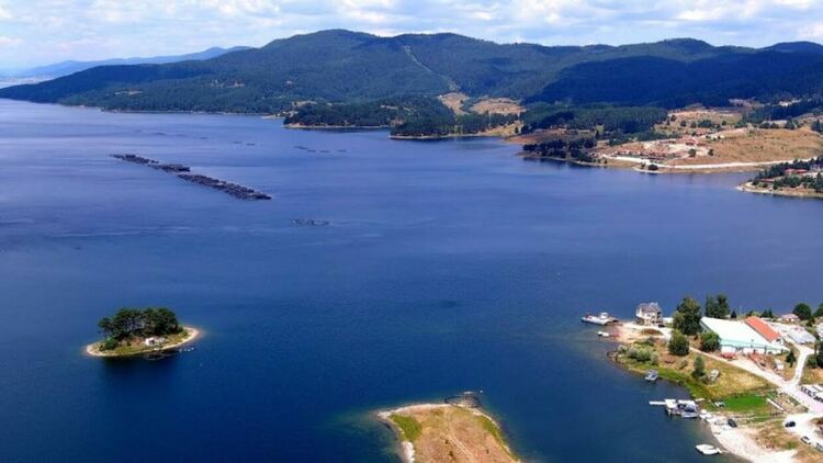 Масови измами с къщи за гости за Нова година: Плащаш капаро, наемодателят изчезва