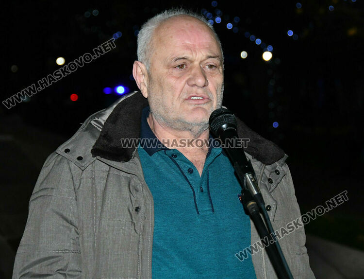 Стотици скандираха „Оставка“ и поискаха европейско бъдеще за България без Борисов и Пеевски