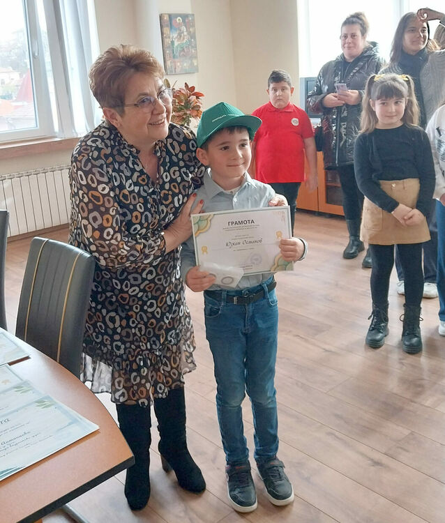 Отличиха победителите в конкурса „Планините – убежище за мечтите ни“ на РИОСВ-Хасково