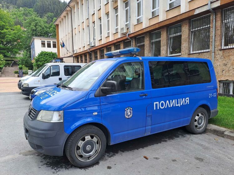  27-годишен мъж задържан за притежание на наркотични вещества