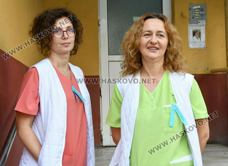 Медсестри от Онкоболницата в Хасково на протест заради обидно ниски заплати