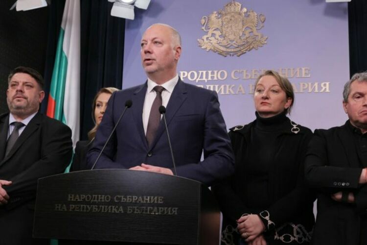 Кабинетът „Желязков“ подаде оставка